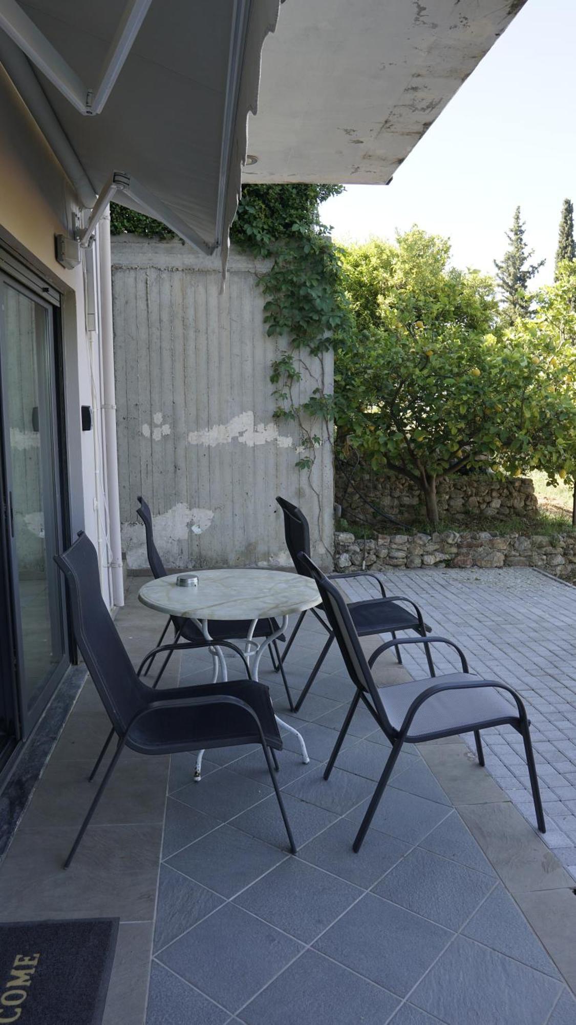 Romanos Patras Studio 외부 사진